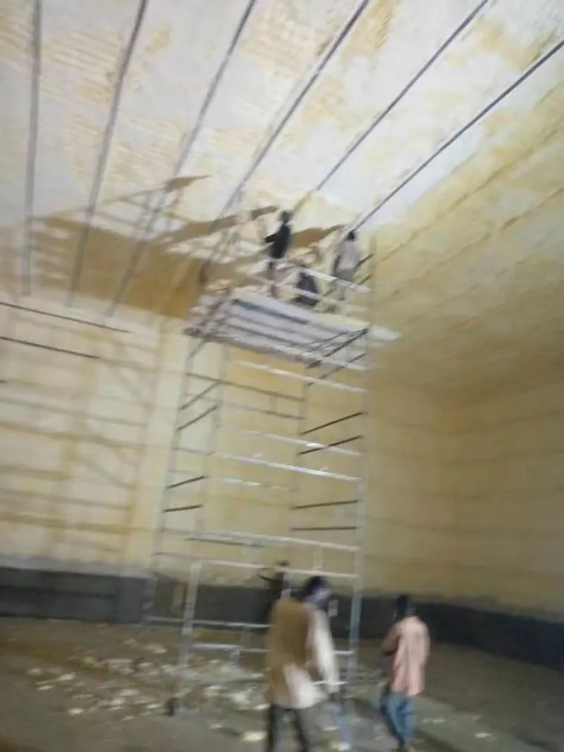 Insulation spray